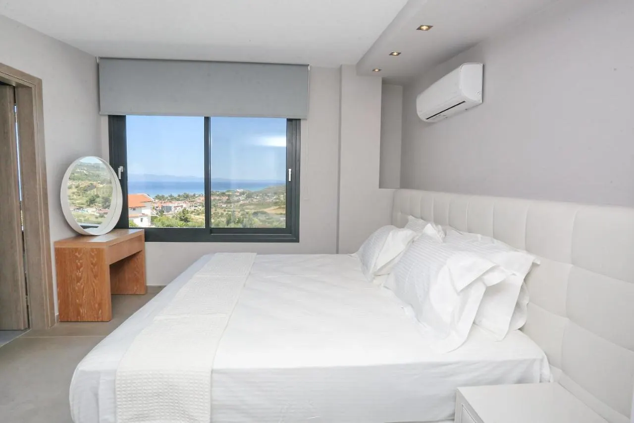 Villas Les Blancs 2 - Private Pool, 5 Bdrms, Panoramic View Hanioti