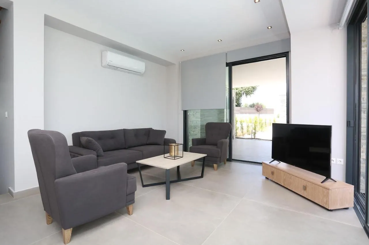 Villas Les Blancs 2 - Private Pool, 5 Bdrms, Panoramic View Hanioti