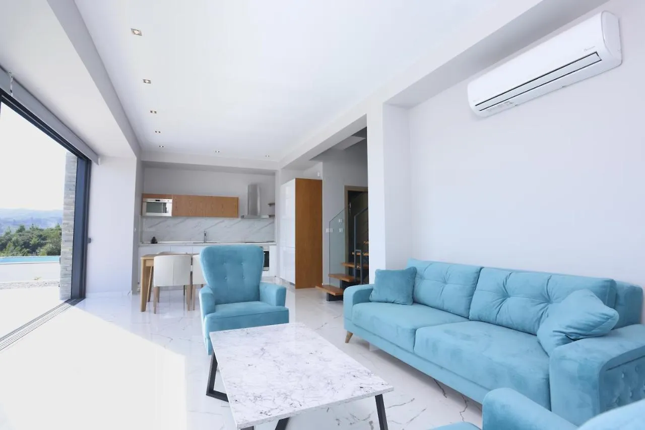 Villas Les Blancs 2 - Private Pool, 5 Bdrms, Panoramic View Hanioti