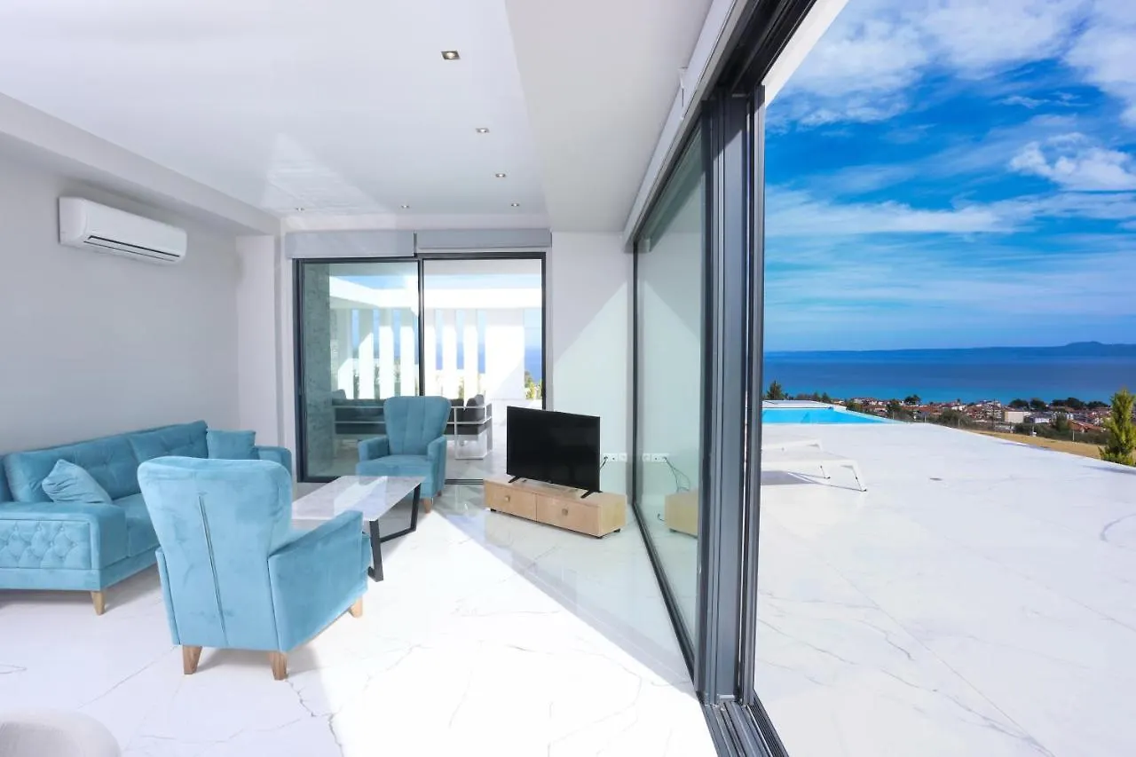 Villas Les Blancs 2 - Private Pool, 5 Bdrms, Panoramic View Hanioti